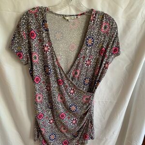 Boden short sleeved surplice wrap top in- US 10/UK 14 Moroccan flowers